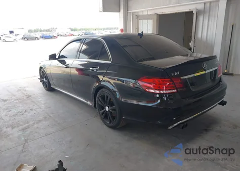 2016 Mercedes-Benz E 350 z USA, uszkodzony, nr VIN WDDHF5KBXGB262786